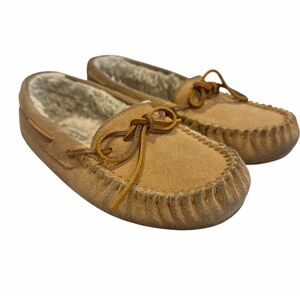 Minnetonka Shearling Moccasins Size 6 Leather Lined Slippers